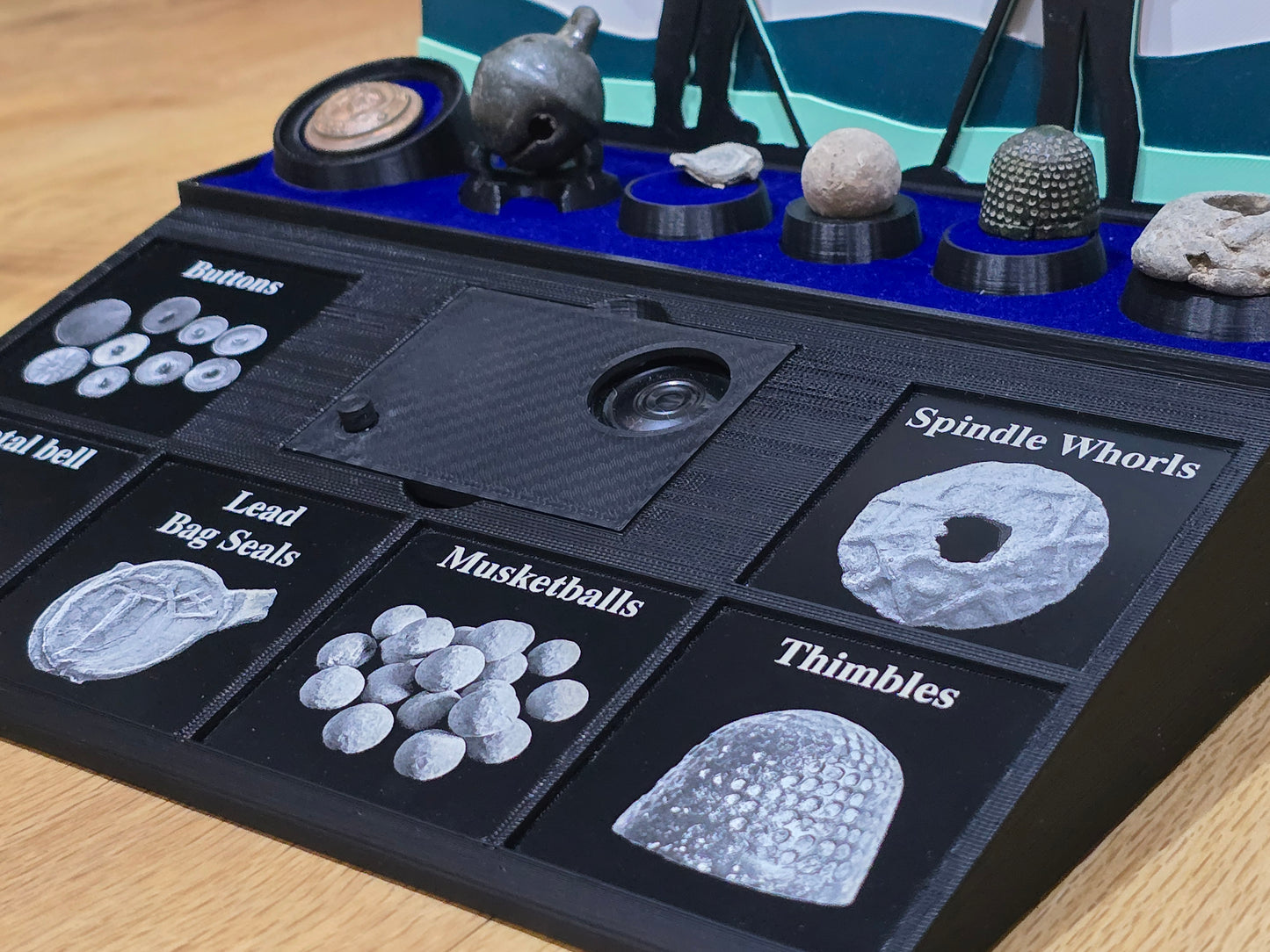 The MonarchTalks Deluxe Range - The Detectorists Own Display