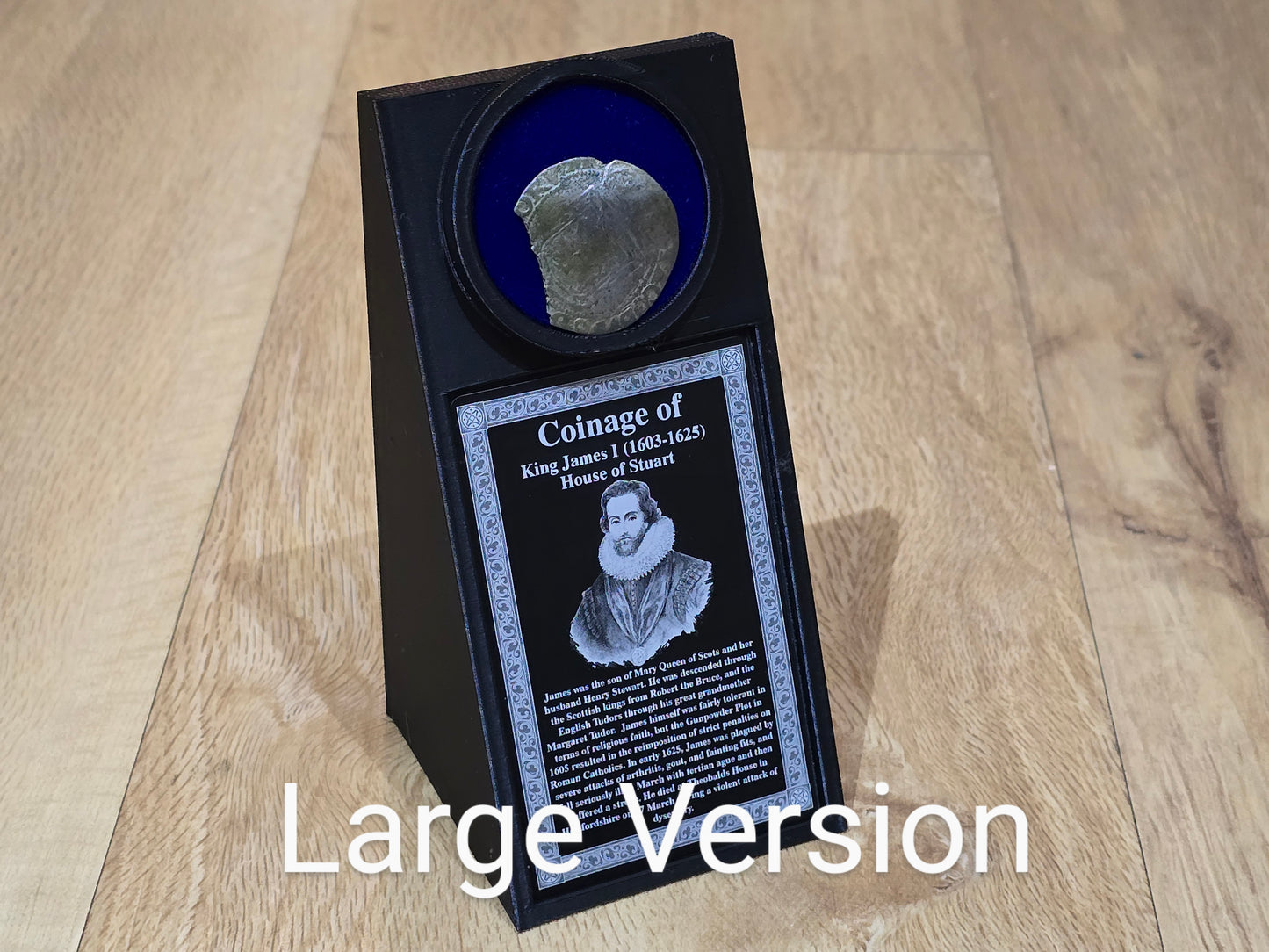 Vertical Wedge Coin Pedestals (Coin at bottom)