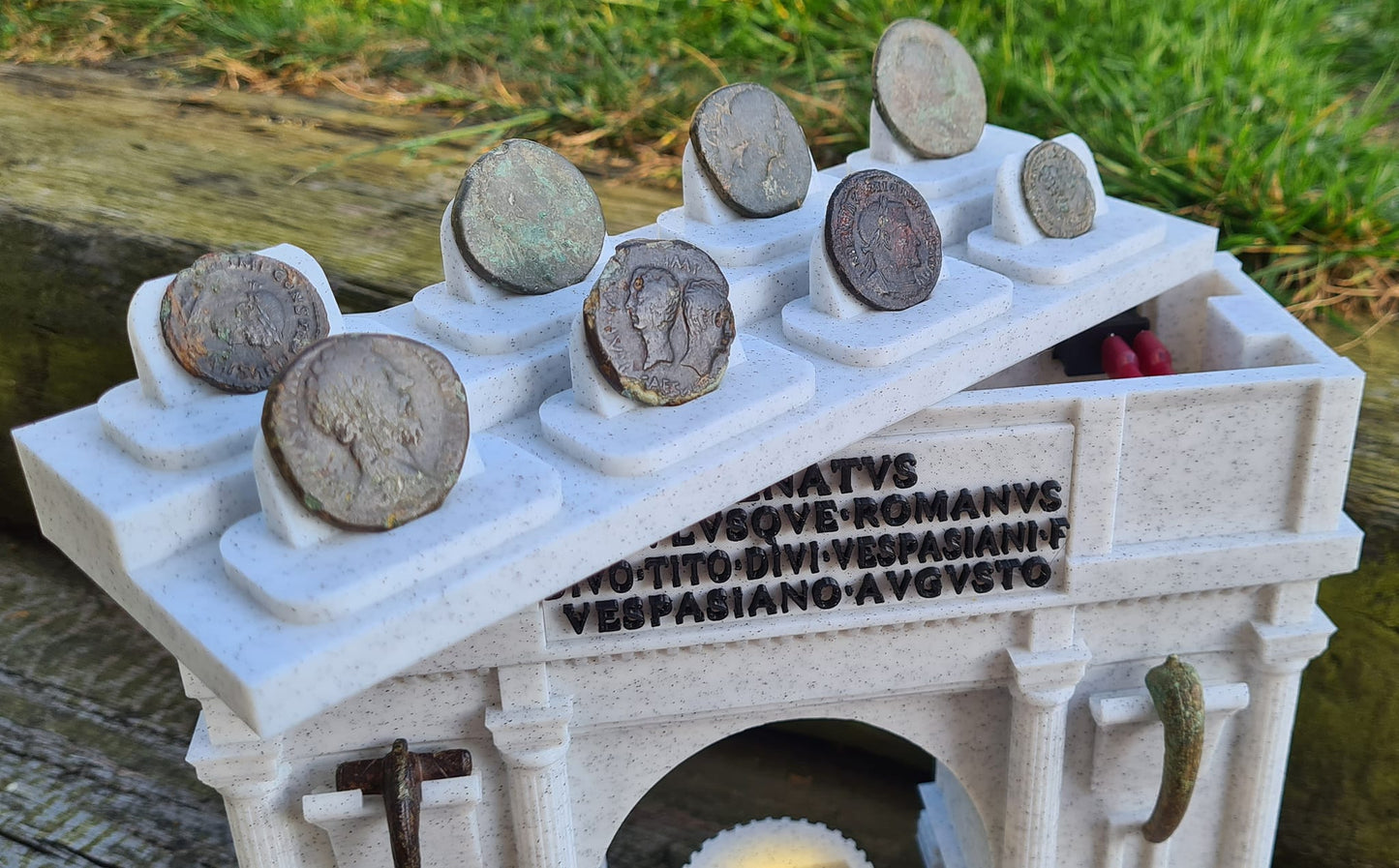 "THE TITAN" - The Arch of Titus LED Display