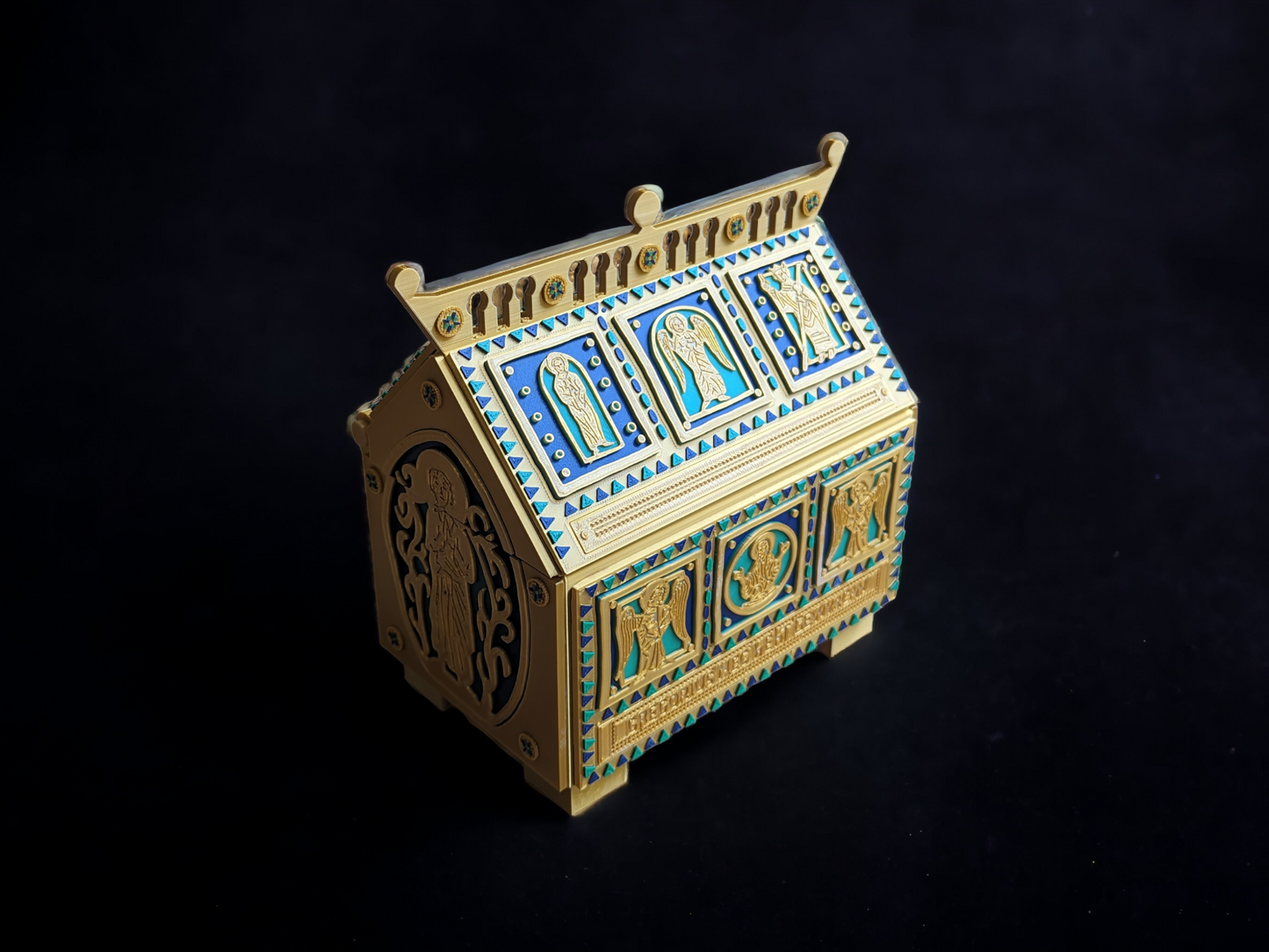 Reliquary Box and Holy Grail