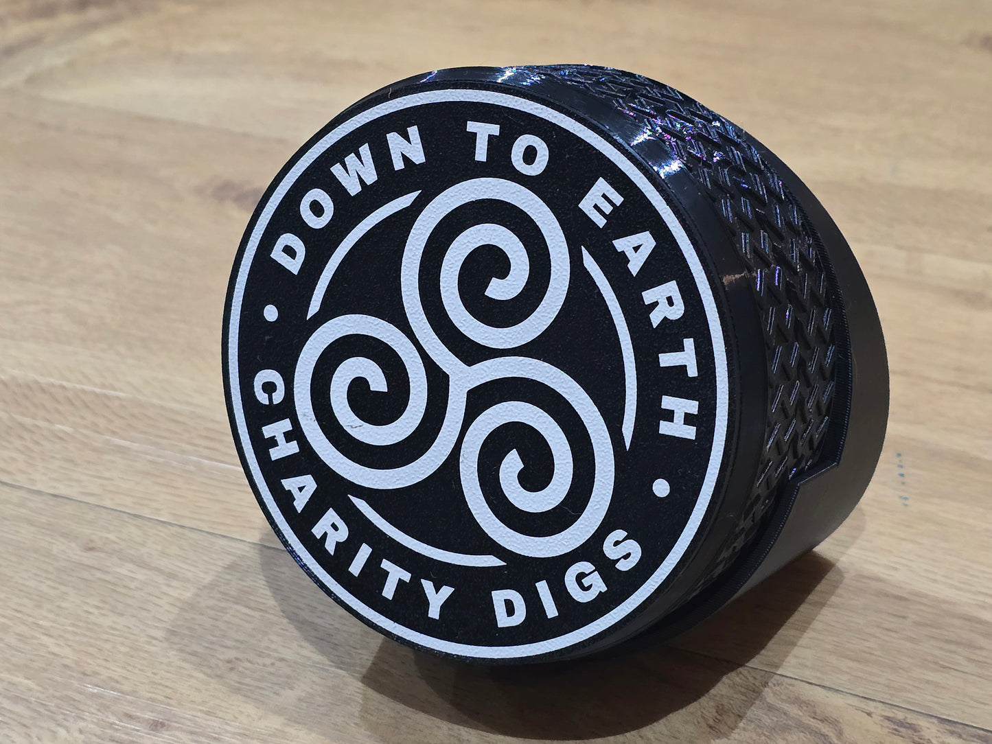 "Logo" Reliquary Detecting Tubs