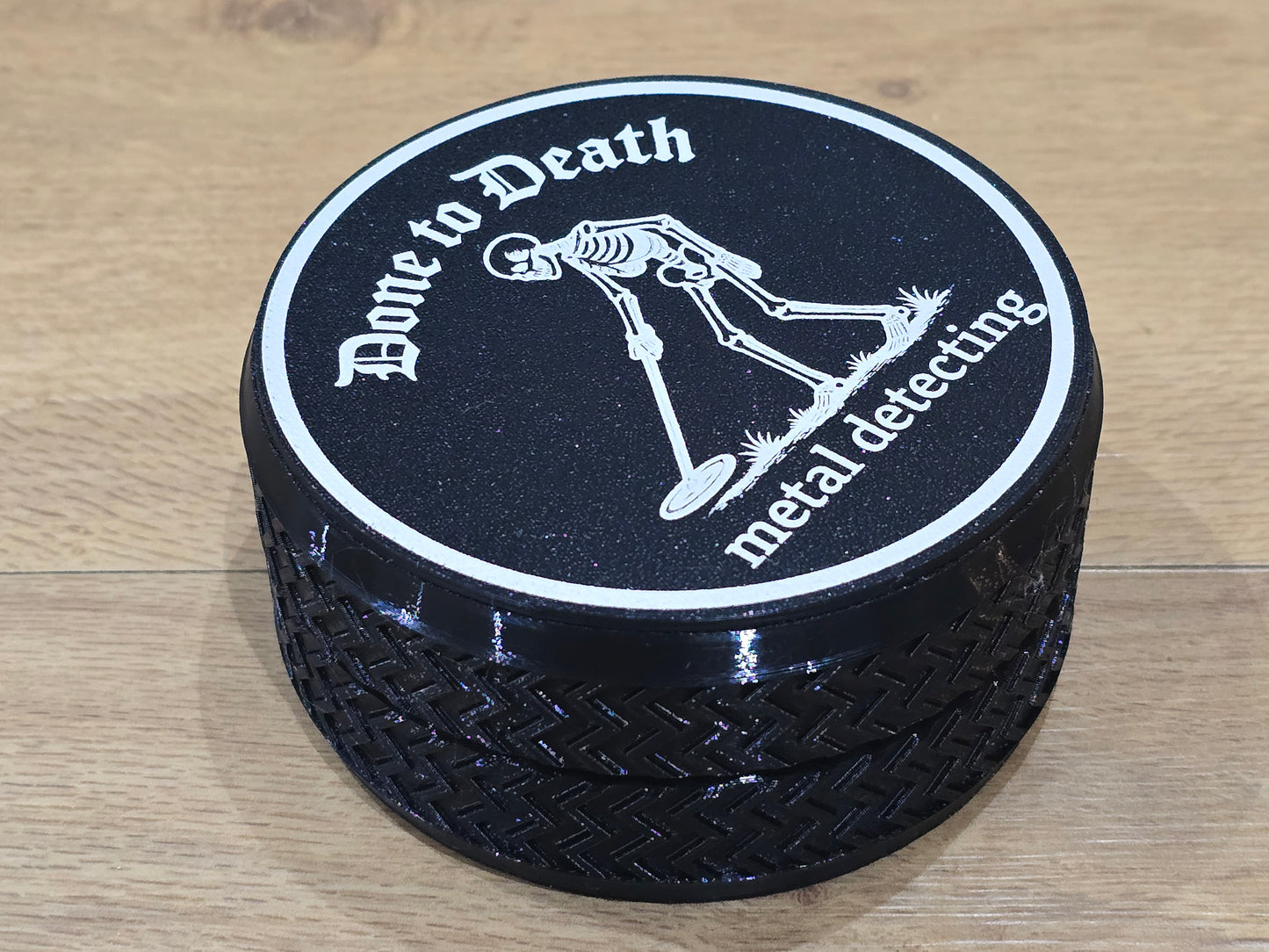 "Logo" Reliquary Detecting Tubs